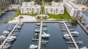Perdido Grande 2502 by Vacation Homes Collection